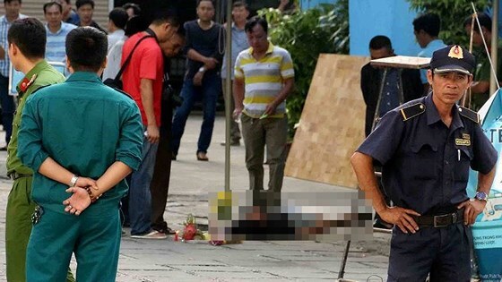 Mâu thuẫn khi đi hát karaoke, nam thanh niên bị đâm chết