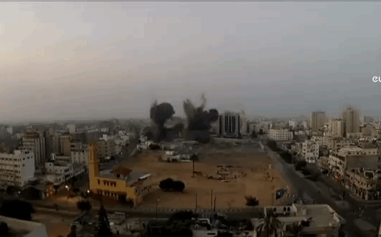 Israel nổi cơn thịnh nộ, trút