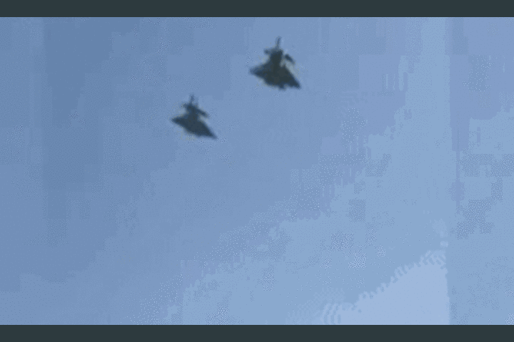 Video: Phát hiện tiêm kích tàng hình tối tân J-20 lộ diện trên bầu trời Trung Quốc