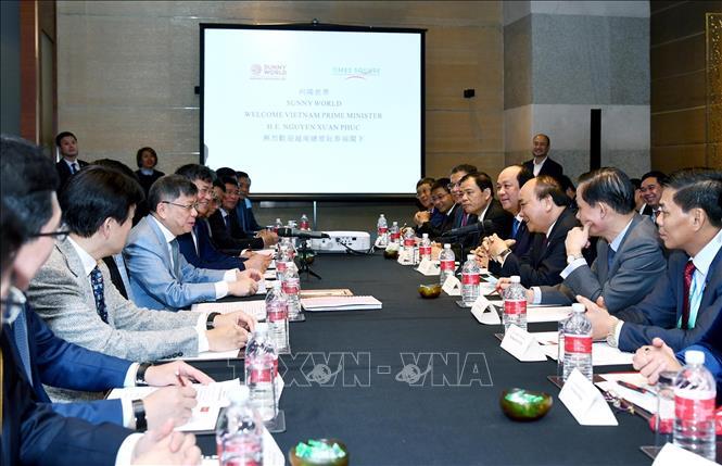 Thủ tướng Nguyễn Xuân Phúc: Việt Nam, Trung Quốc không ngừng củng cố quan hệ chính trị, ngoại giao và kinh tế