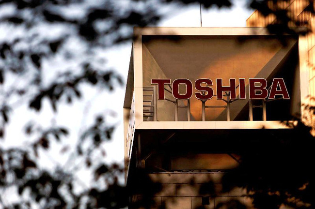 Kinh doanh thua lỗ liên tục, Toshiba thẳng tay sa thải 7.000 nhân viên 