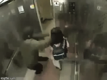 Video: Bé gái nhanh như chớp hạ gục 