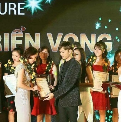 Quyết định thay đổi giúp cô gái 8X kiếm 30 triệu/tháng nhờ kinh doanh online