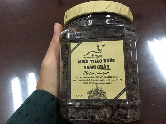 Lưu ý khi dùng muối thảo dược ngâm chân