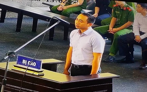 Xét xử vụ án đánh bạc nghìn tỷ: “Tố” nhau kê kênh giá để hưởng lợi