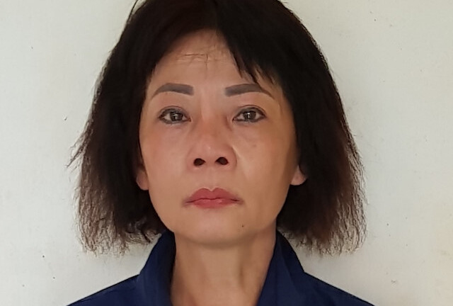 Người đàn ông bị chủ quán cà phê kích dục cùng phi công trẻ đánh cướp