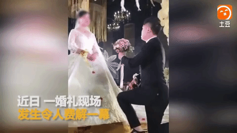 Video: Chú rể tức giận ném hoa, bỏ đi ngay trong hôn lễ và lý do bất ngờ