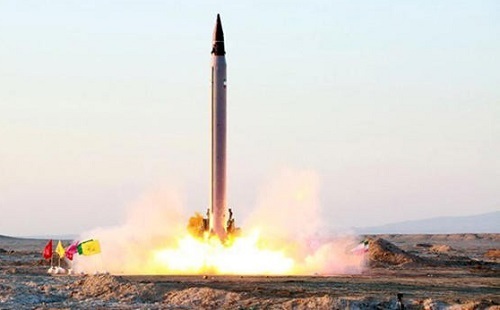 Căn cứ và tàu sân bay Mỹ đang nằm trong tầm ngắm tên lửa của Iran 