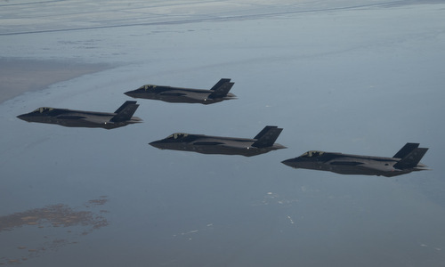 Video: Chiêm ngưỡng đội hình trên không lớn nhất lịch sử của tiêm kích Mỹ F-35A