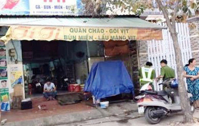 Tin tức pháp luật mới nhất ngày 26/11/2018: Tài xế, phụ xe container đâm chém kinh hoàng, 2 người chết