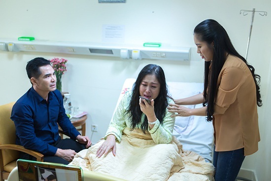Gạo nếp gạo tẻ tập 90: Hân hiến gan cho bà Mai bị ung thư, Phúc đột nhiên thành