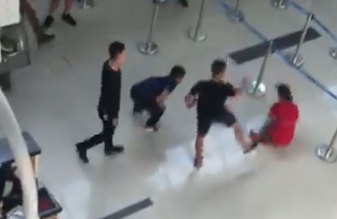 Vụ 3 thanh niên gây rối tại sân bay Thọ Xuân: Xử phạt nhân viên an ninh