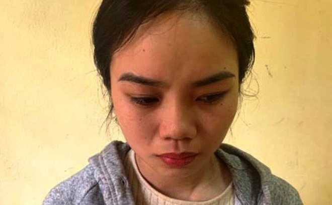 Thiếu nữ xinh đẹp đột nhập vào nhà thờ họ trộm 12,5 chỉ vàng