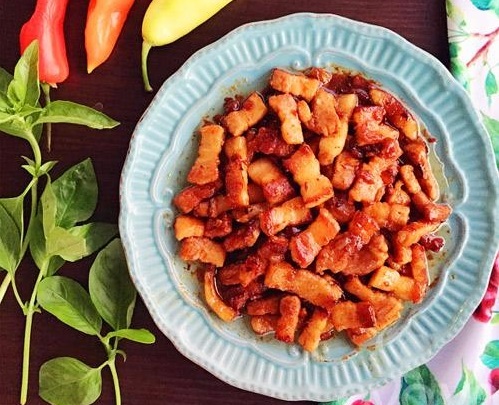 Món ngon mỗi ngày: Ba chỉ rang cháy cạnh rim tương