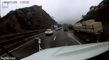 Video: Cận cảnh cú lao 