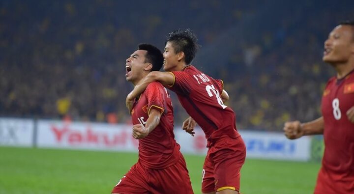 Video highlights bàn thắng Việt Nam 2 - 2 Malaysia chung kết AFF Cup