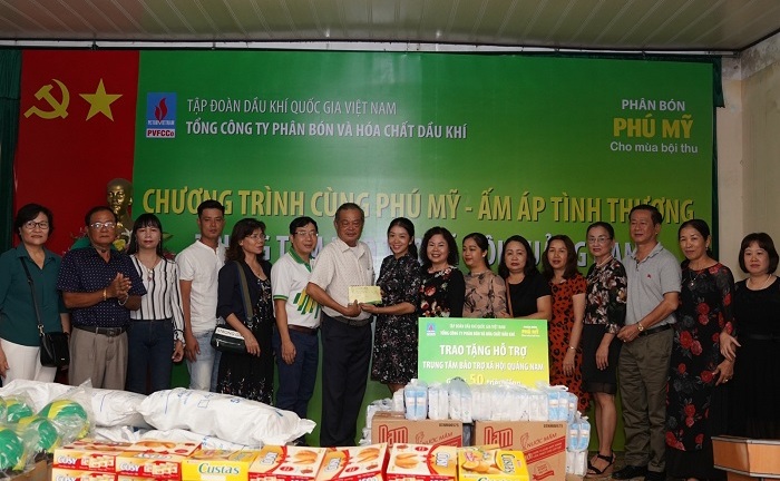 Cùng Phú Mỹ - Ấm áp tình thương