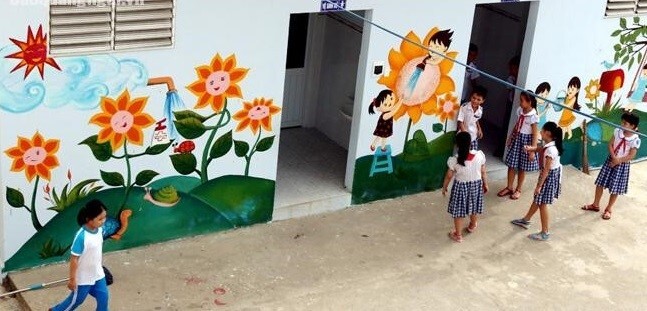  Ngắm những nhà vệ sinh trường học đã được “lột xác”