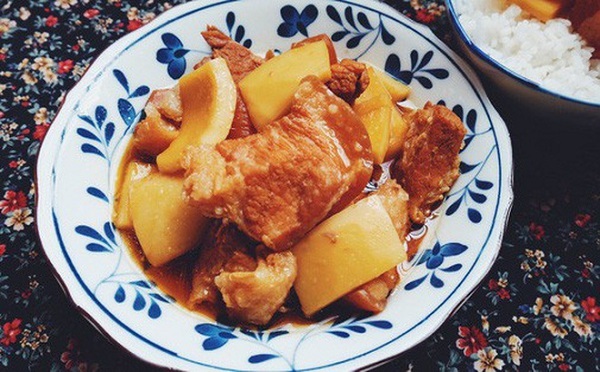 Món ngon mỗi ngày: Thịt kho tàu ngon hơn gấp bội khi cho nguyên liệu quen thuộc này vào