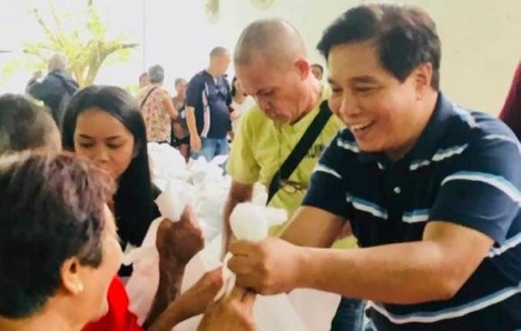 Nghị sĩ Philippines bị bắn chết khi trao quà tại buổi lễ Giáng sinh