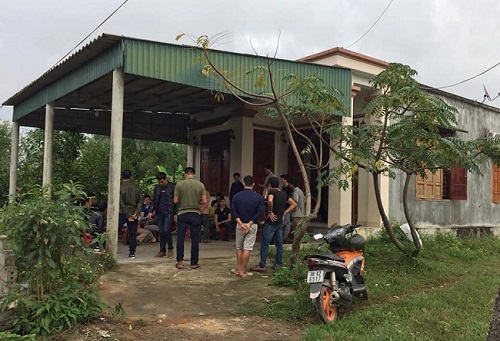 Người mẹ trẻ trầm cảm tẩm xăng lên người, tự thiêu tại nhà