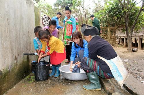 Tập huấn chương trình mở rộng quy mô vệ sinh và nước sạch nông thôn đến xã  có 170 hộ nghèo 