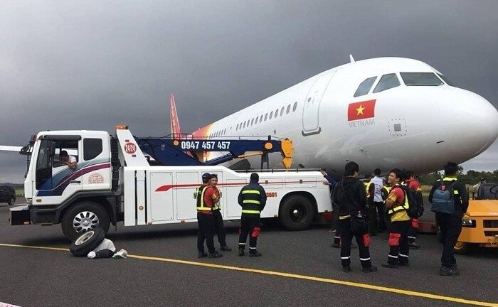 Máy bay Vietjet tiếp tục gặp sự cố lần thứ 3 trong 2 ngày: Đang cất cánh thì gặp trục trặc