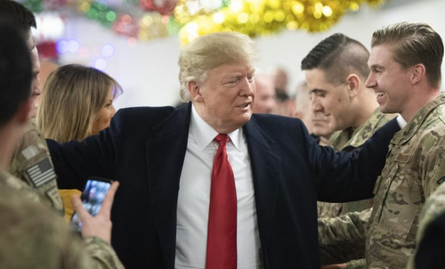 Ông Trump thừa nhận lo lắng cho bản thân và vợ trong chuyến đi bí mật tới Iraq