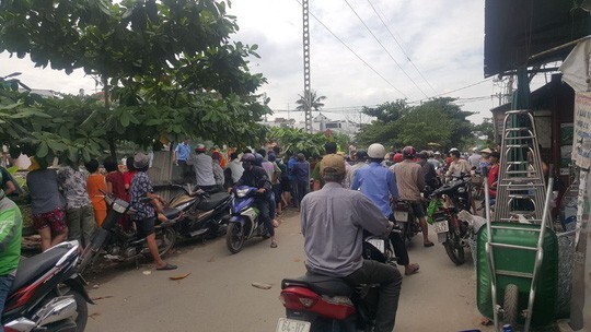 TP.HCM: Lao thẳng vào đoàn tàu đang chạy, một phụ nữ tử vong tại chỗ