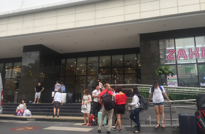 Tin tức thời sự 24h mới nhất ngày 2/1/2019: Xót xa cháu bé nước ngoài bê bết máu nằm bất động ở hành lang chung cư