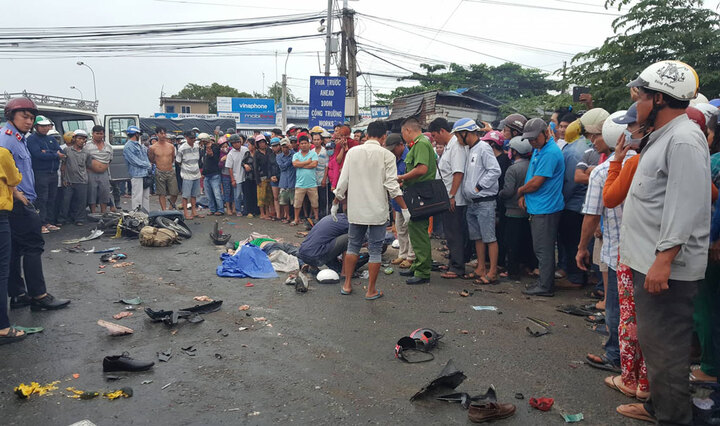 Xe container gây tai nạn kinh hoàng ở Long An còn hạn kiểm định?