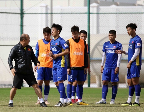 HLV Park Hang-seo khẳng định mục tiêu vượt vòng bảng Asian Cup 2019