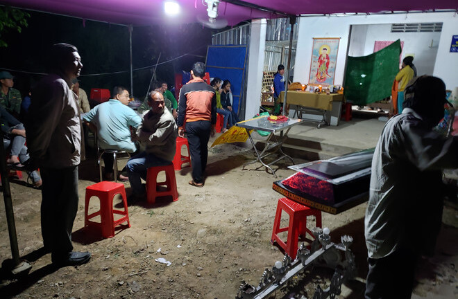 Vụ tai nạn kinh hoàng ở Long An: Đám tang lúc 3h sáng tại căn nhà tình thương nơi xóm nghèo