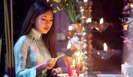 Văn khấn cúng Giao thừa trong nhà chuẩn nhất cho năm 2019