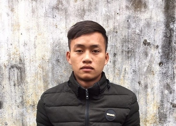 Bắt 3 đối tượng lẻn vào phòng thầy hiệu trưởng đốt giấy sưởi ấm, trộm tài sản