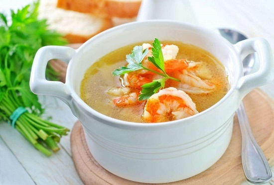 Món ngon mỗi ngày: Canh chua tôm nấu kiểu Thái cho bữa cơm ngày đông ấm áp
