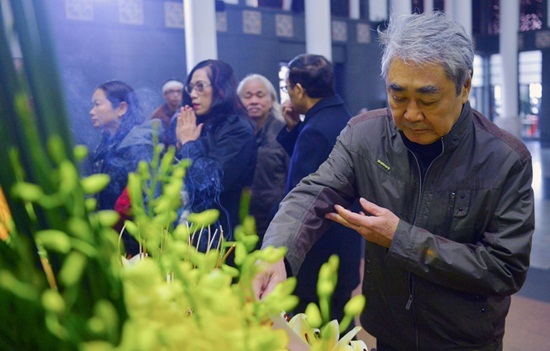 Người thân, đồng nghiệp ngậm ngùi tiễn biệt nhà thơ - nhạc sĩ Nguyễn Trọng Tạo