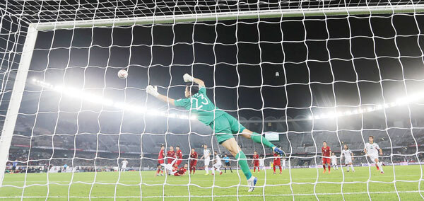 Bóng đá thời đại 4.0: Khi bóng lăn trên...bàn phím