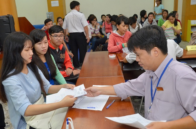 Băn khoăn quy định học lực giỏi mới được xét tuyển ngành Y