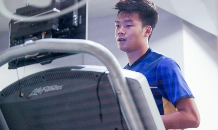 Quyết tâm chiến thắng Yemen, các cầu thủ tuyển Việt Nam miệt mài tập gym