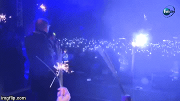 Video: Khoảnh khắc thị trưởng Ba Lan bị đâm ngay trên sân khấu trong sự kiện từ thiện