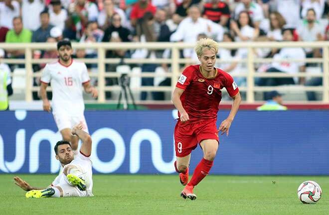 Asian Cup 2019: Bố tiền đạo Văn Toàn dự đoán Việt Nam sẽ thắng Yemen 2-1