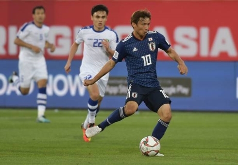 Kết quả Asian Cup 2019 ngày 17/1: Triều Tiên thi đấu kiên cường, Việt Nam chính thức vào vòng 1/8