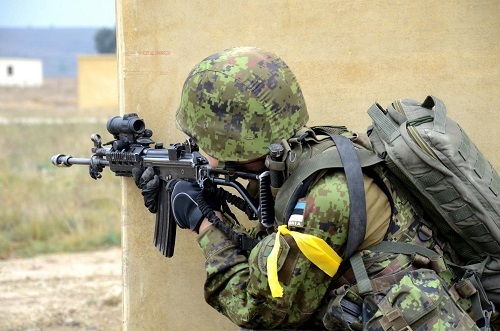Súng trường tấn công Galil: Phiên bản AK-47 bắn 650 viên đạn mỗi phút