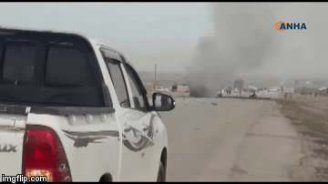 Đánh bom liều chết nhằm vào đoàn xe quân sự Mỹ tại 