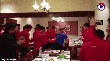 Video: Khoảnh khắc Công Phượng 