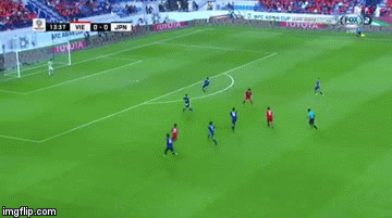 Video: Thót tim pha xử lý điêu luyện và cú dứt điểm tự tin của Công Phượng