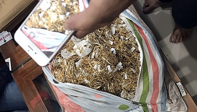 Vụ vác bao tải vàng đi bán: Sốc với cách trộm 455 lượng vàng dễ không ngờ suốt 6 năm đằng đẵng