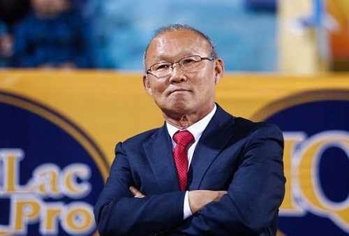 Sau thành công với tuyển Việt Nam, VFF vẫn chưa tính chuyện nâng lương cho HLV Park Hang Seo