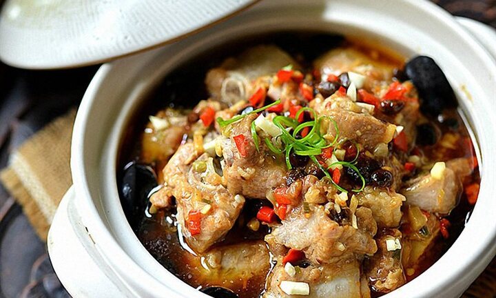 Món ngon mỗi ngày: Đổi vị bữa trưa với món sườn hấp lạ mà ngon